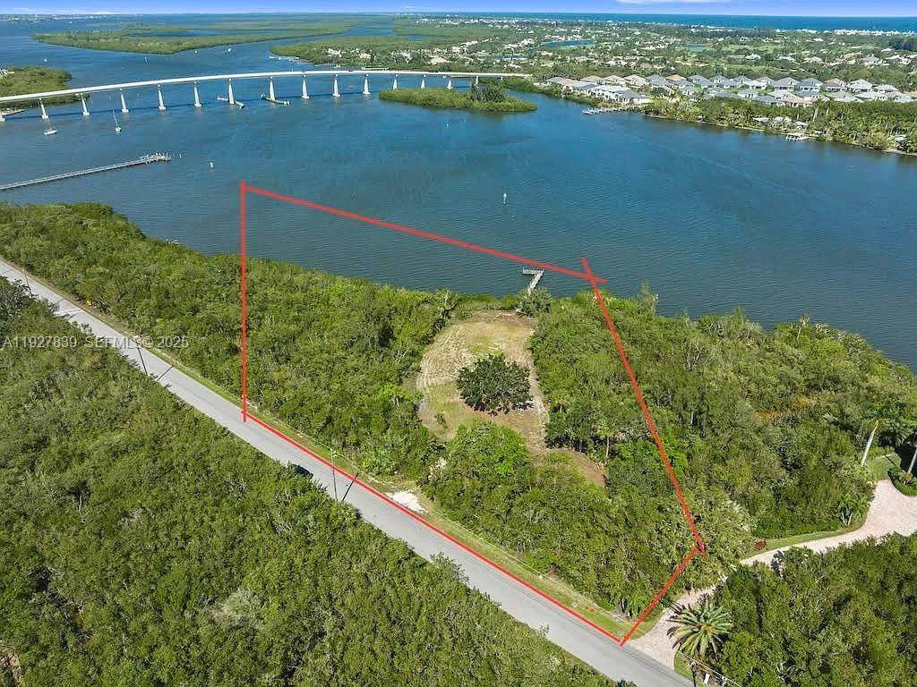 250 Live Oak Dr - Photo 1