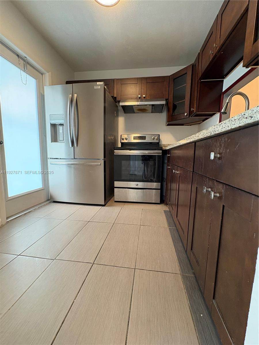 4441 16th St - Photo 1