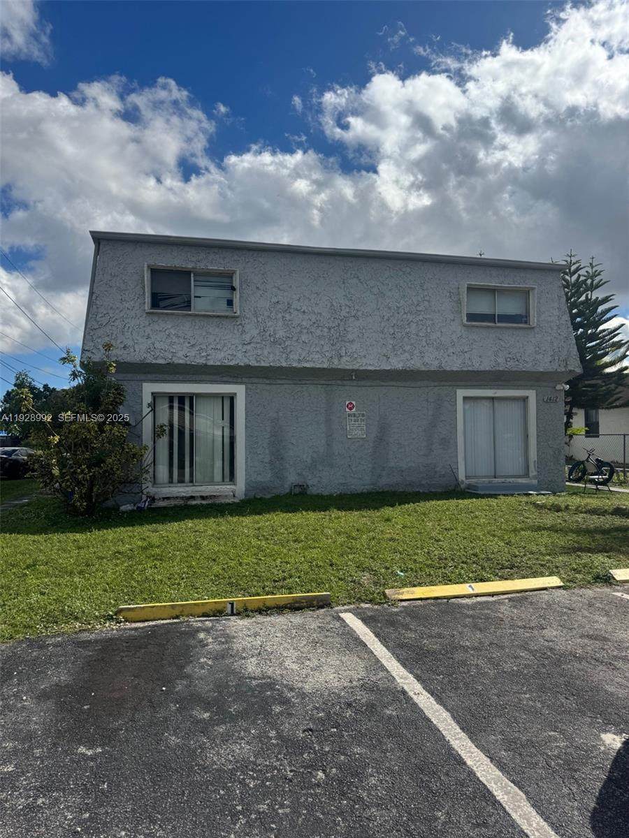 1410 44th Ave - Photo 1