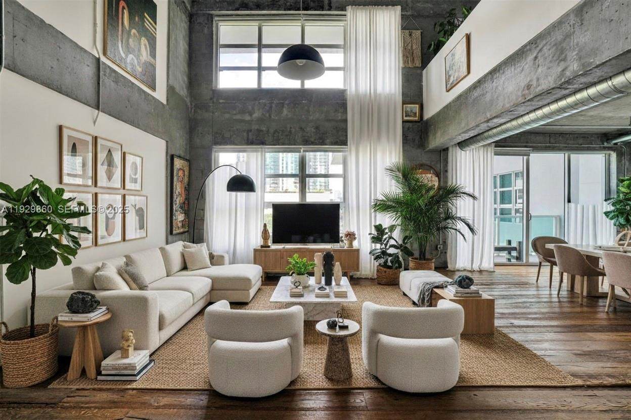 1749 Miami Ct - Photo 1