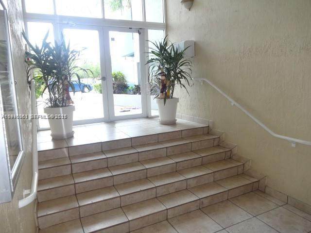https://bt-photos.global.ssl.fastly.net/miami/orig_boomver_1_A11930363-2.jpg