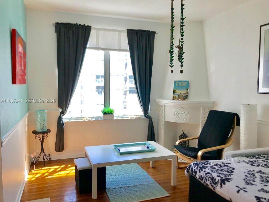 610 8th St - Photo 1