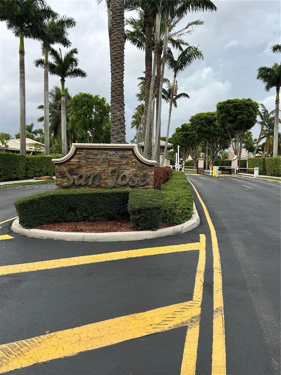 15442 139th St - Photo 1