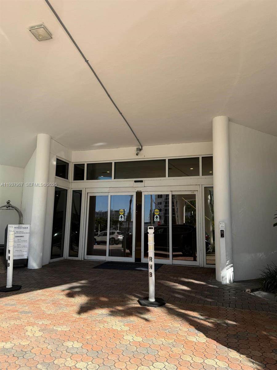 3001 Ocean Dr - Photo 1