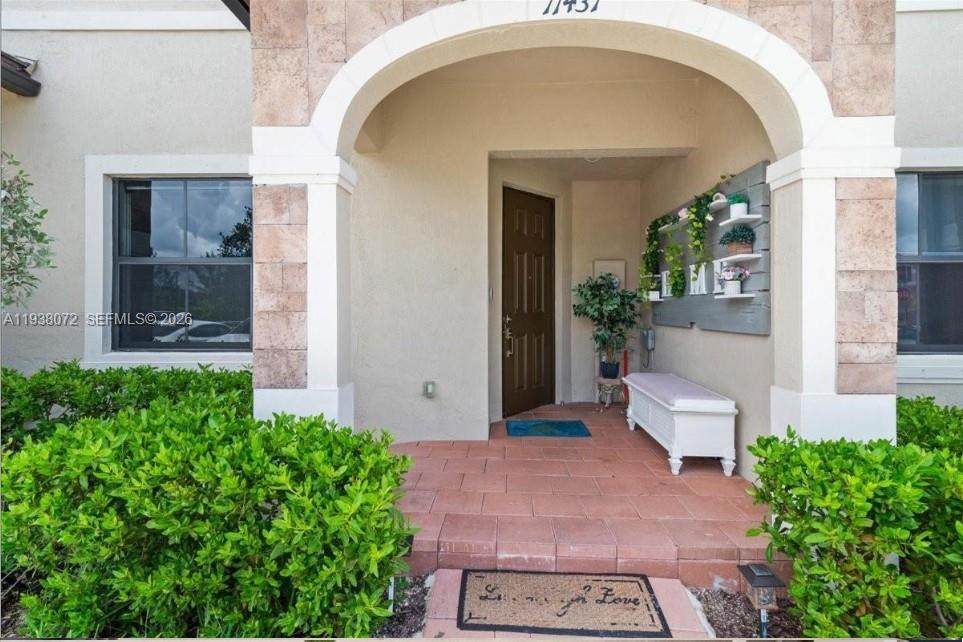 https://bt-photos.global.ssl.fastly.net/miami/orig_boomver_1_A11938072-2.jpg