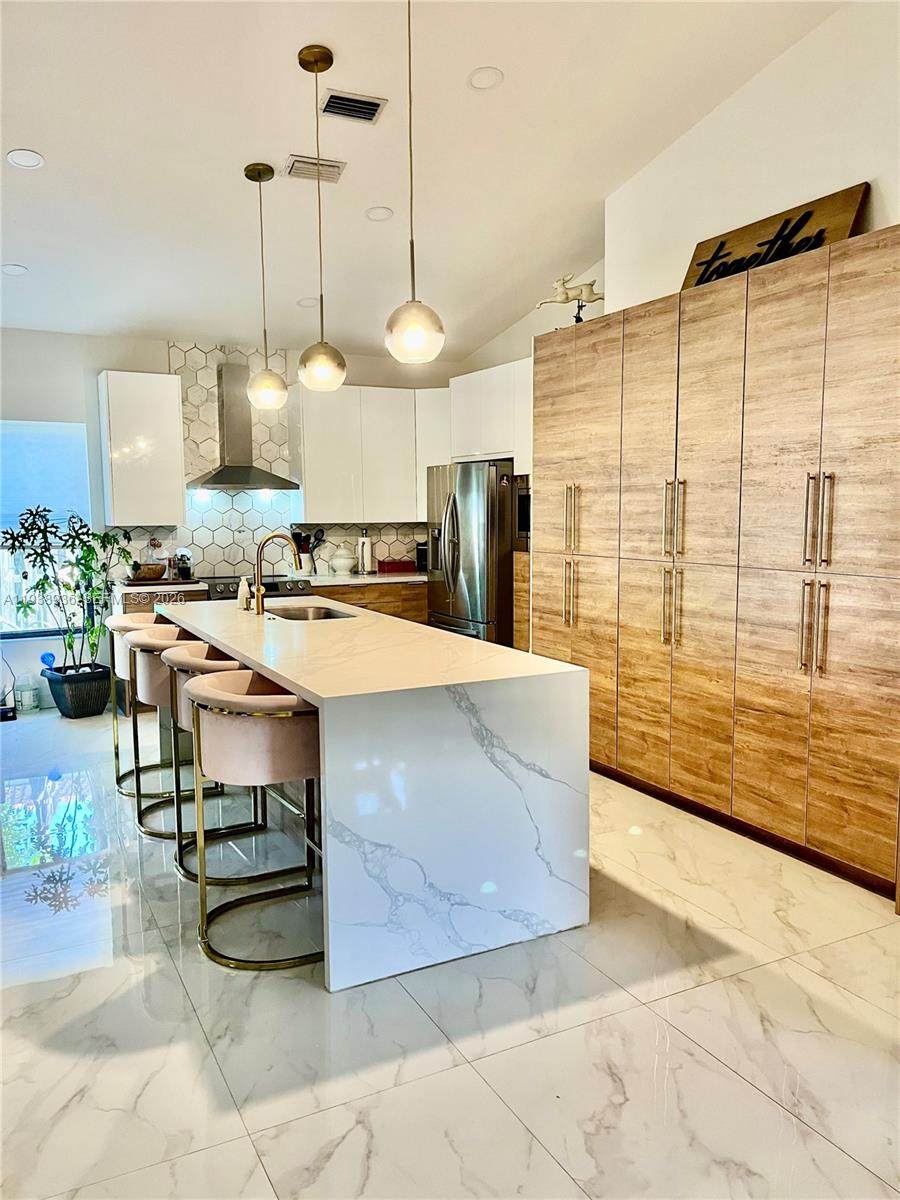 6201 Portsmouth Ln - Photo 1