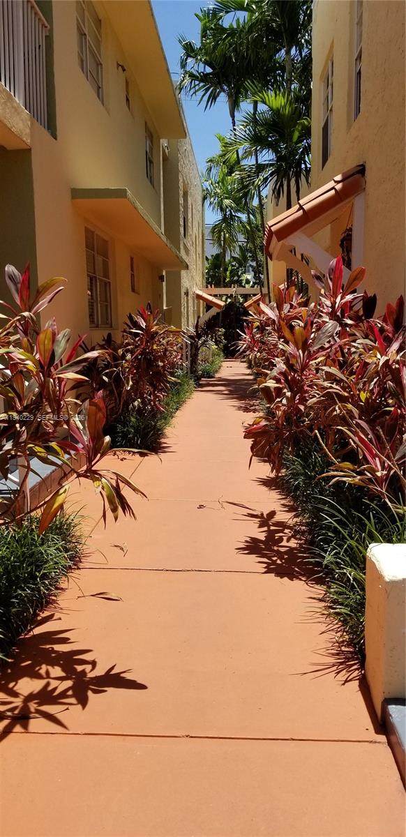 1337 Euclid Ave - Photo 1