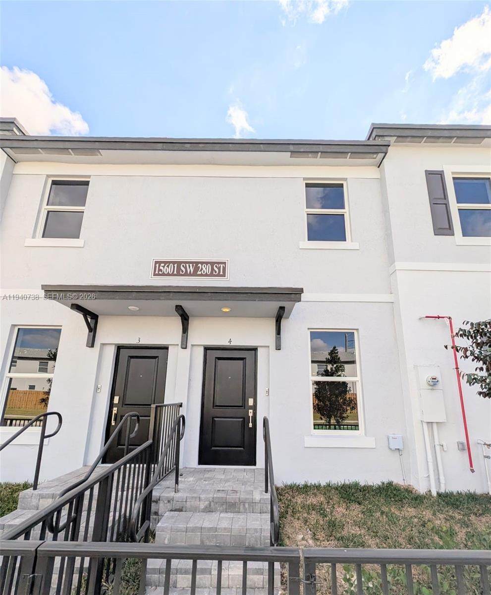 15601 280TH STREET - Photo 1