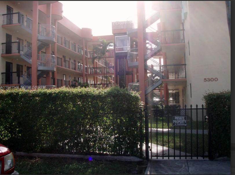 5290 21st Ct - Photo 1