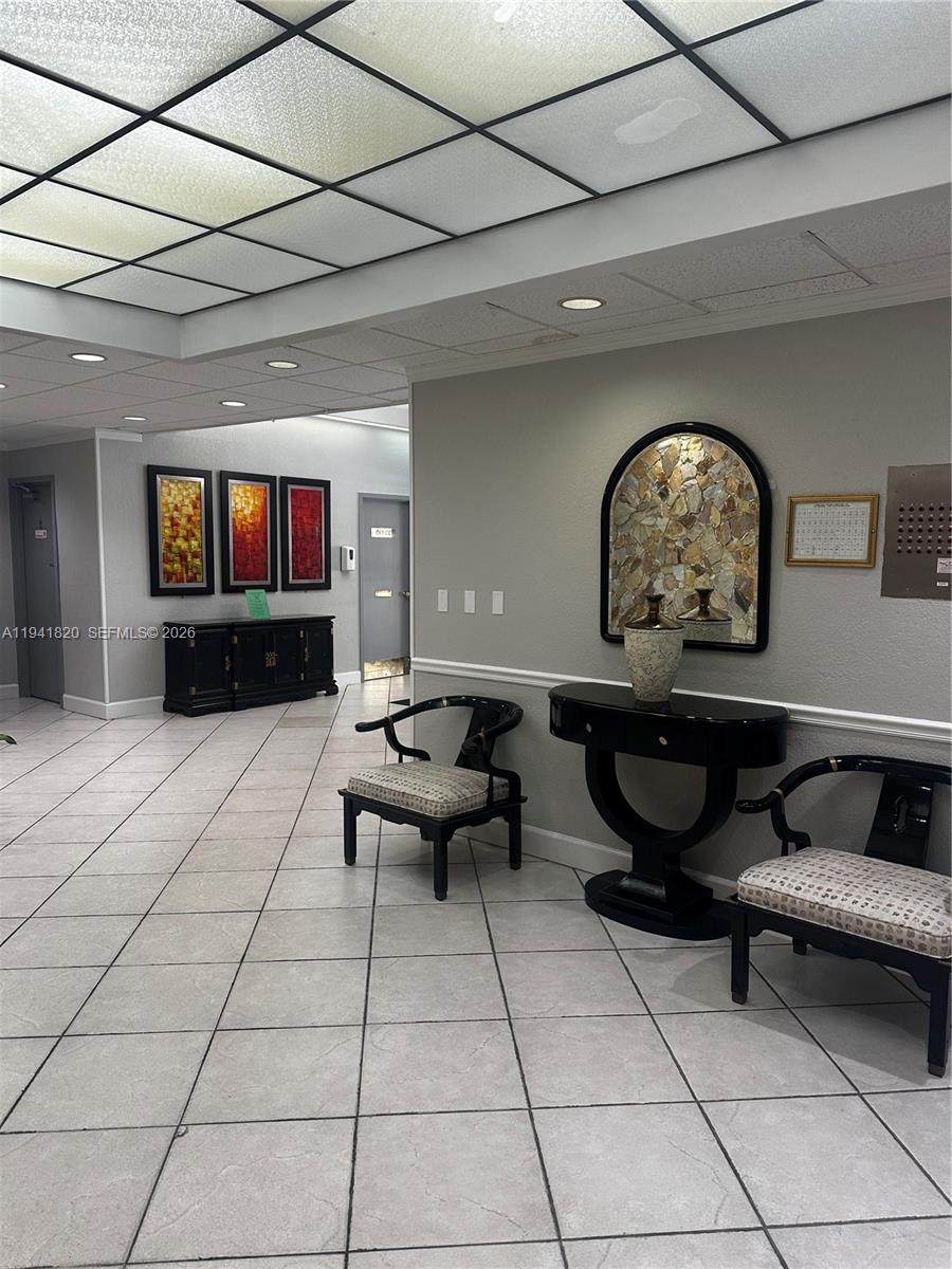 1000 Saint Charles Pl - Photo 1