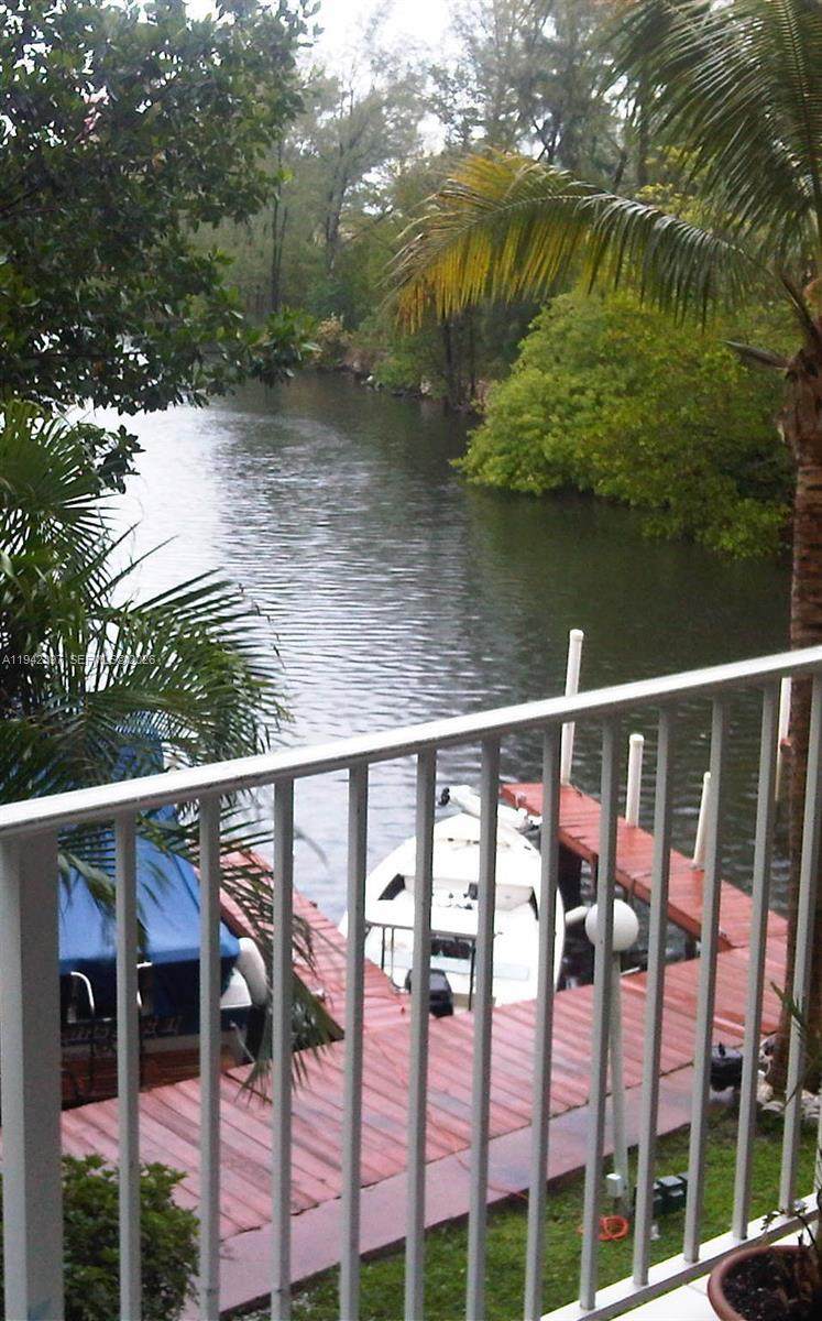 https://bt-photos.global.ssl.fastly.net/miami/orig_boomver_1_A11942397-2.jpg