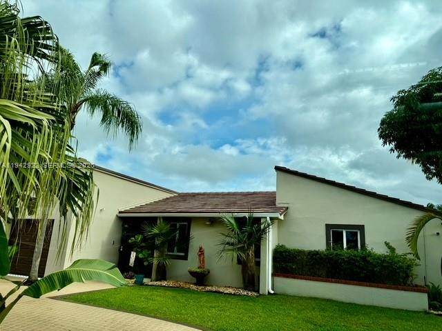 https://bt-photos.global.ssl.fastly.net/miami/orig_boomver_1_A11942923-2.jpg
