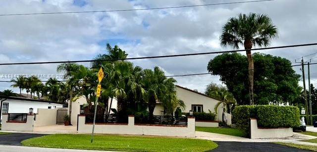 https://bt-photos.global.ssl.fastly.net/miami/orig_boomver_1_A11942923-2.jpg