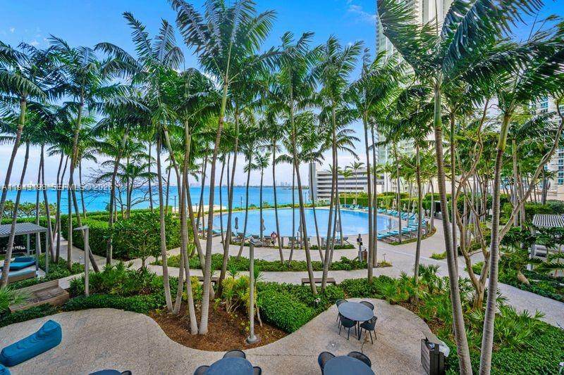 https://bt-photos.global.ssl.fastly.net/miami/orig_boomver_1_A11943198-2.jpg