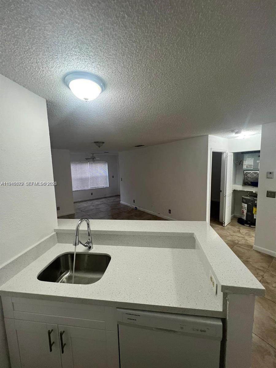 3460 Pinewalk Dr N - Photo 1