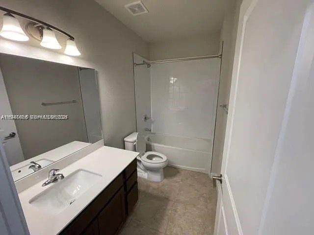 https://bt-photos.global.ssl.fastly.net/miami/orig_boomver_1_A11946006-2.jpg