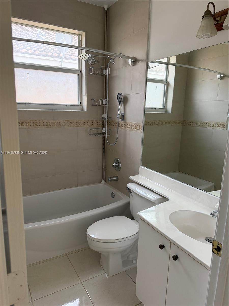 https://bt-photos.global.ssl.fastly.net/miami/orig_boomver_1_A11946768-2.jpg