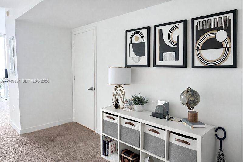 350 Miami Ave - Photo 1