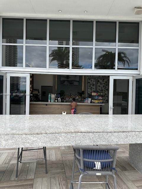 https://bt-photos.global.ssl.fastly.net/miami/orig_boomver_1_A11950131-2.jpg