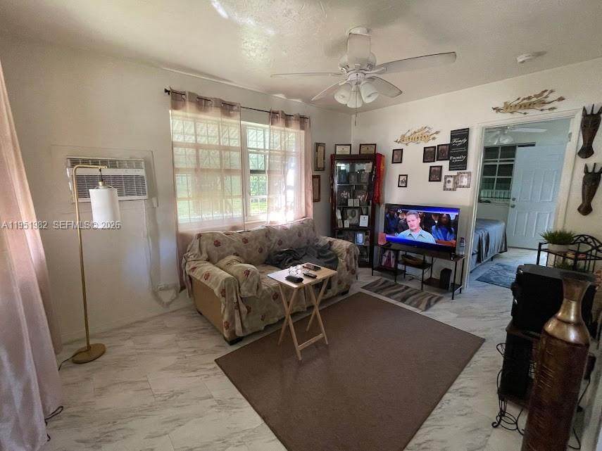 https://bt-photos.global.ssl.fastly.net/miami/orig_boomver_1_A11951982-2.jpg