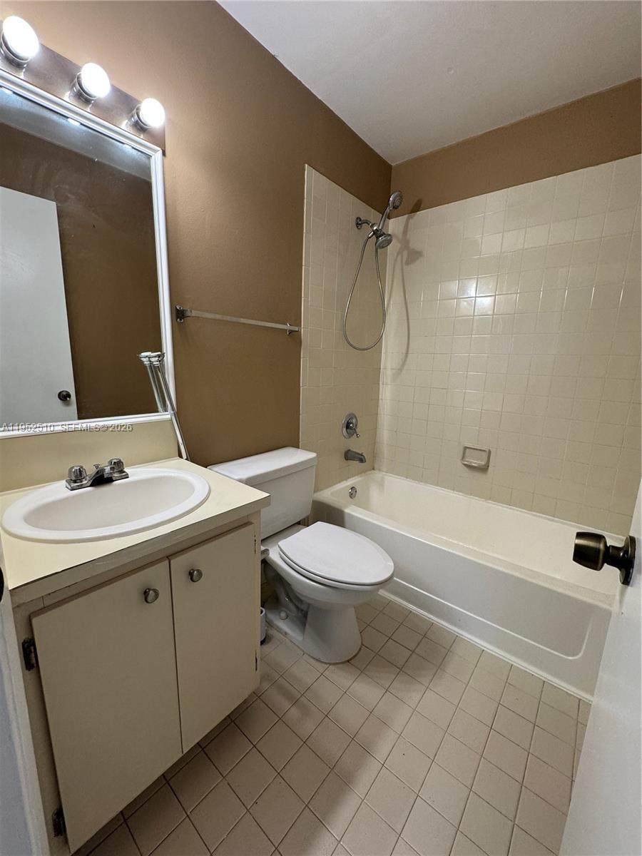 https://bt-photos.global.ssl.fastly.net/miami/orig_boomver_1_A11952510-2.jpg