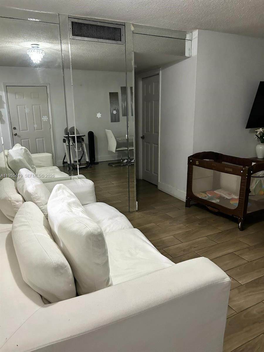 1560 46th St - Photo 1