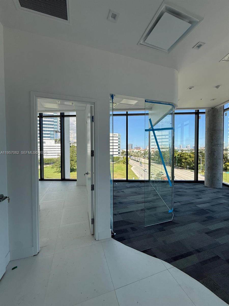 https://bt-photos.global.ssl.fastly.net/miami/orig_boomver_1_A11957082-2.jpg