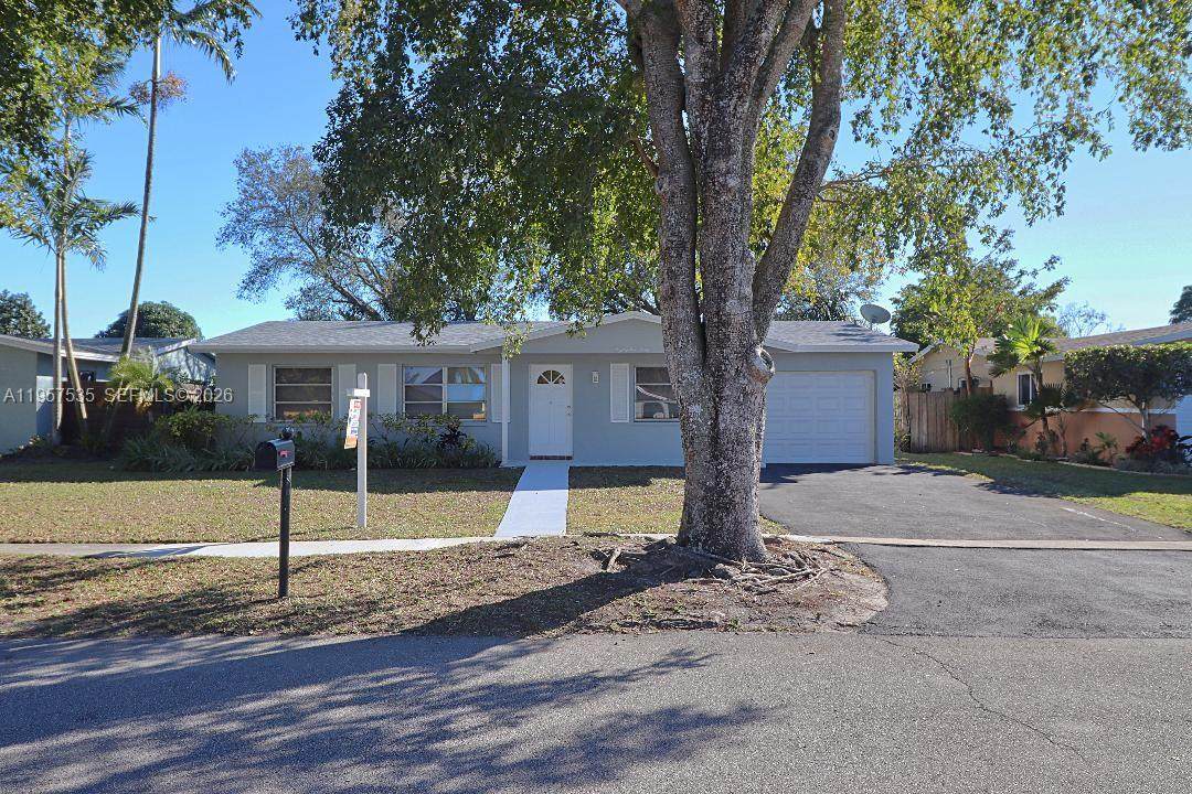 8940 21st Ct - Photo 1