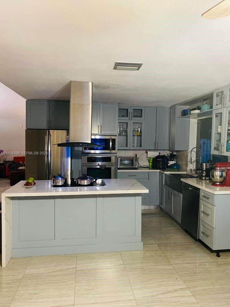 18237 61st Pl - Photo 1