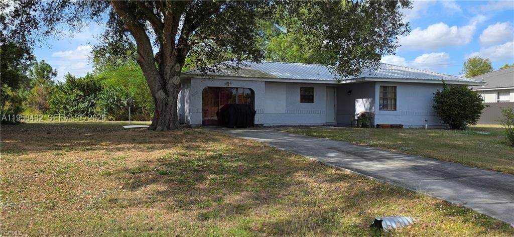 5036 Tradewinds Cir - Photo 1