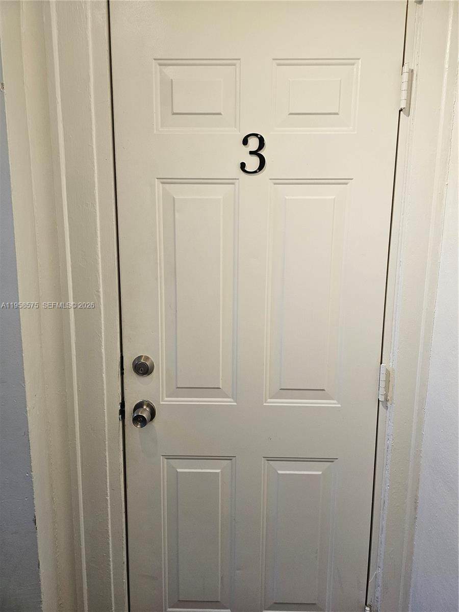 622 15th St - Photo 1
