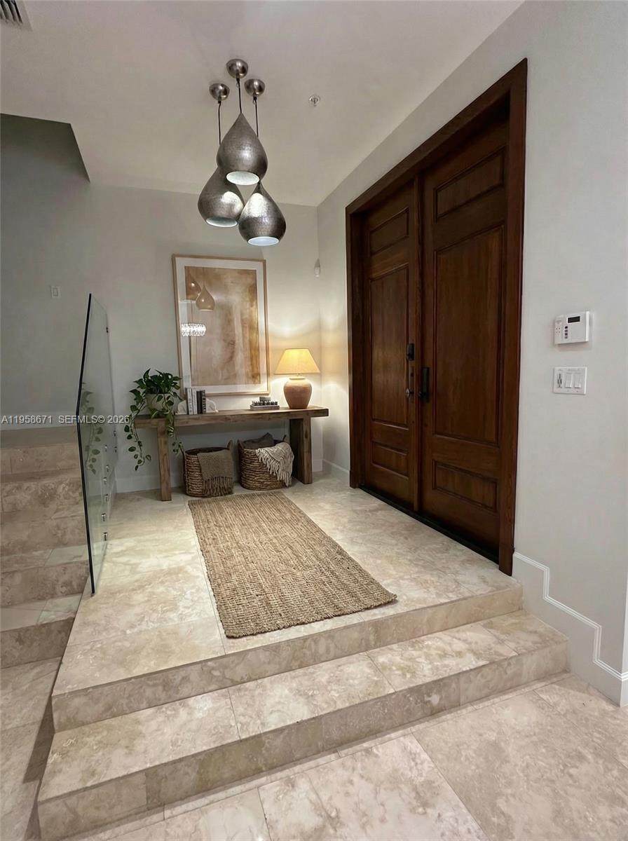 https://bt-photos.global.ssl.fastly.net/miami/orig_boomver_1_A11958671-2.jpg