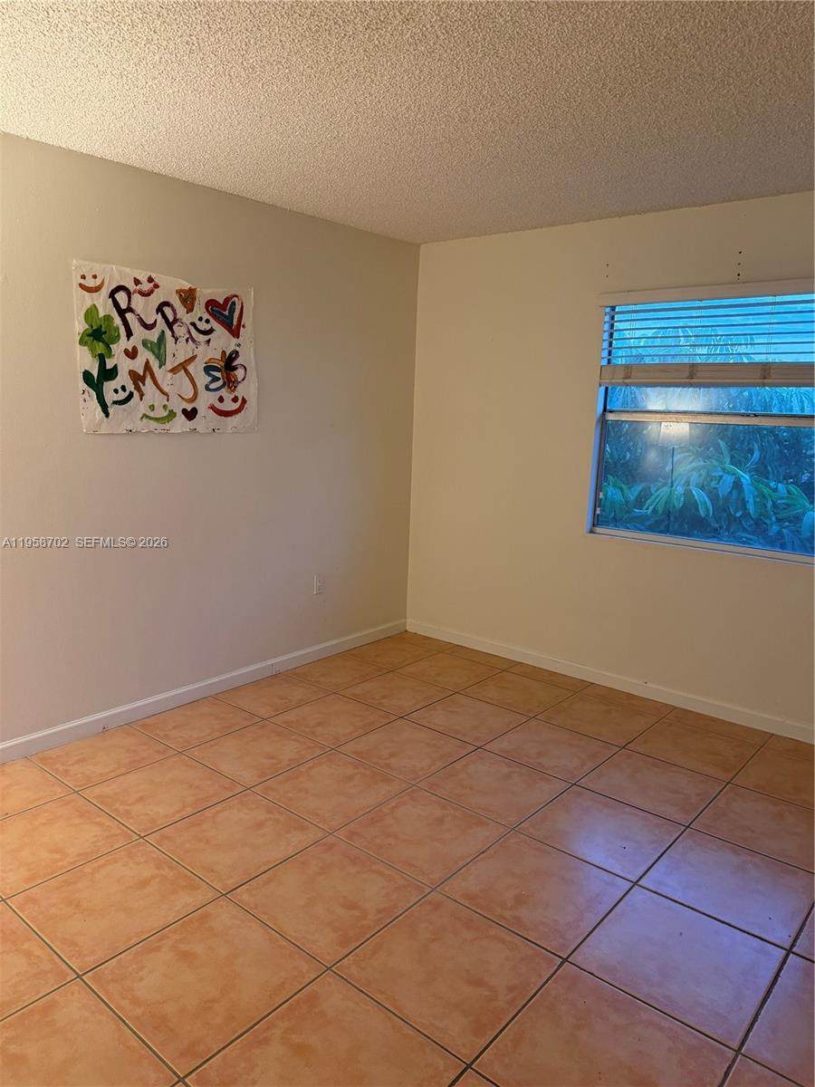 https://bt-photos.global.ssl.fastly.net/miami/orig_boomver_1_A11958702-2.jpg