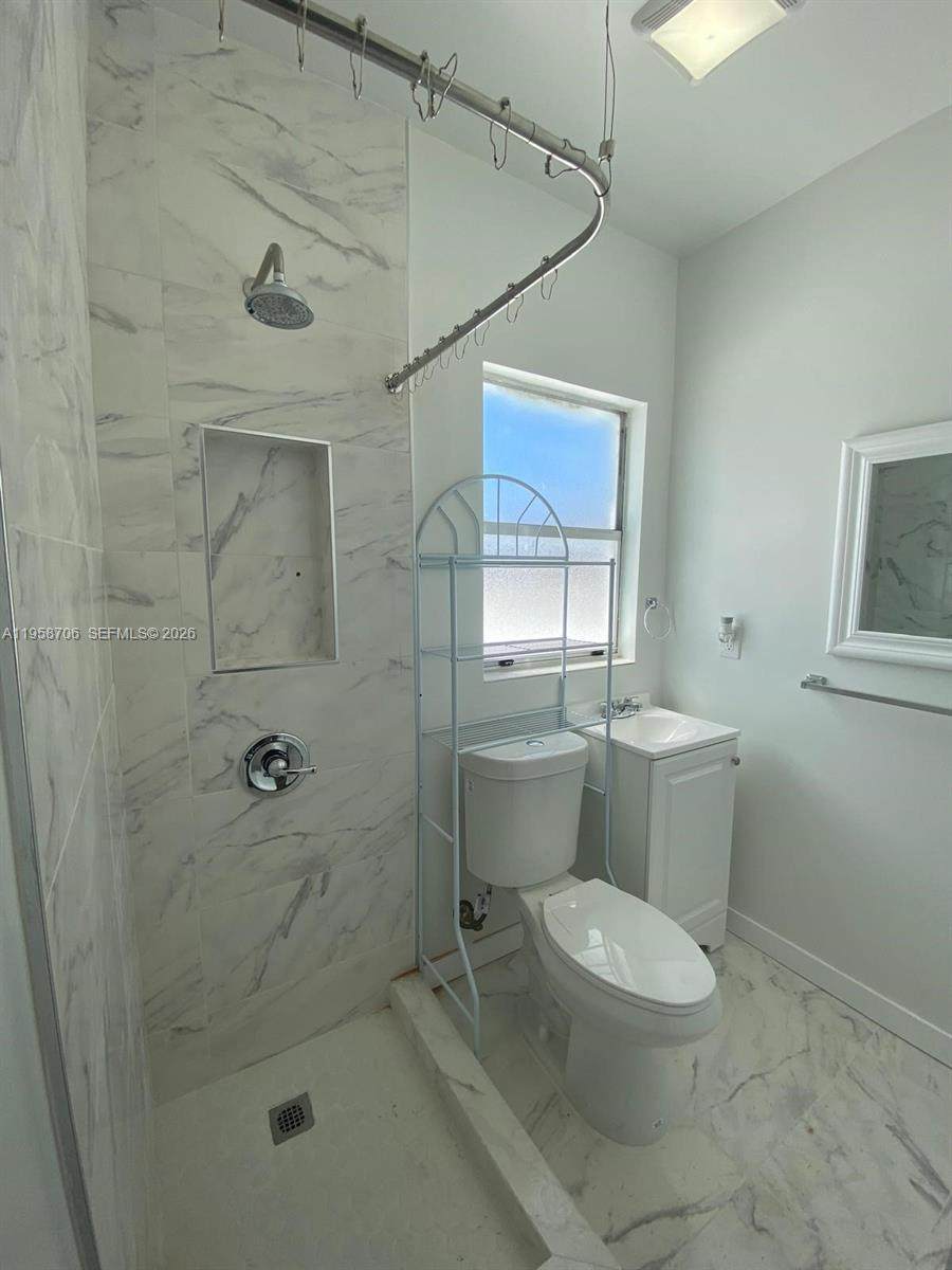 https://bt-photos.global.ssl.fastly.net/miami/1280_boomver_1_A11958706-2.jpg