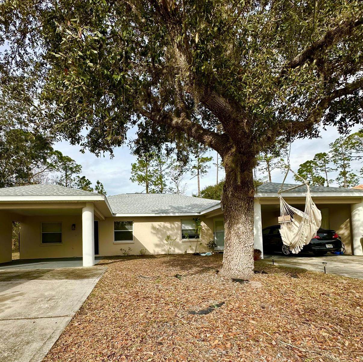 5 Eton Ln - Photo 1
