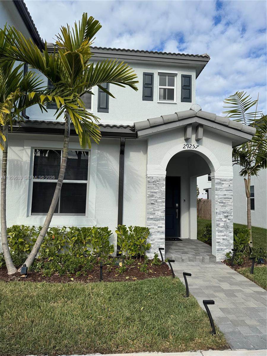 29257 163rd Ct - Photo 1