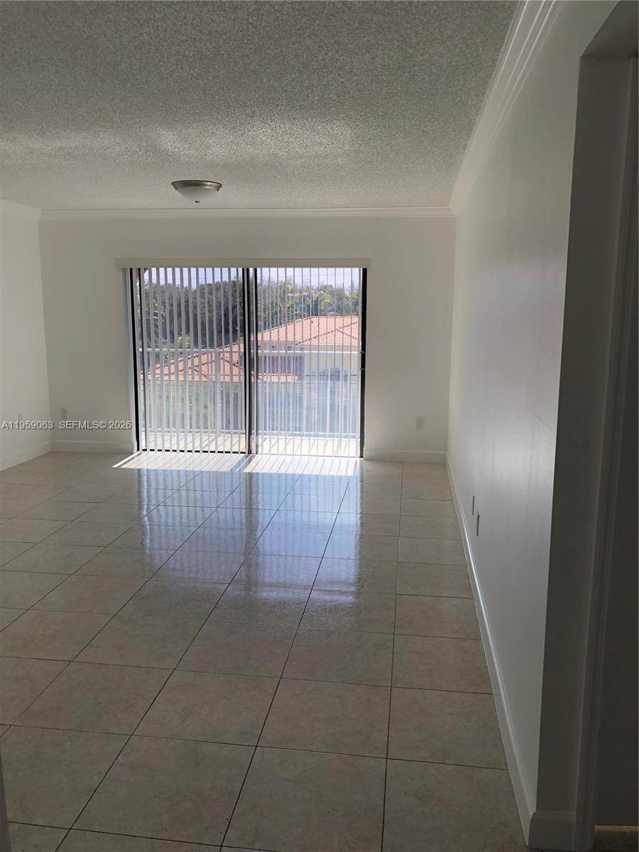 https://bt-photos.global.ssl.fastly.net/miami/1280_boomver_1_A11959063-2.jpg