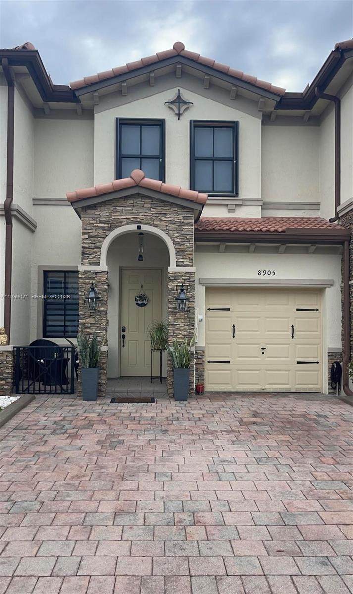8905 98th Ave - Photo 1