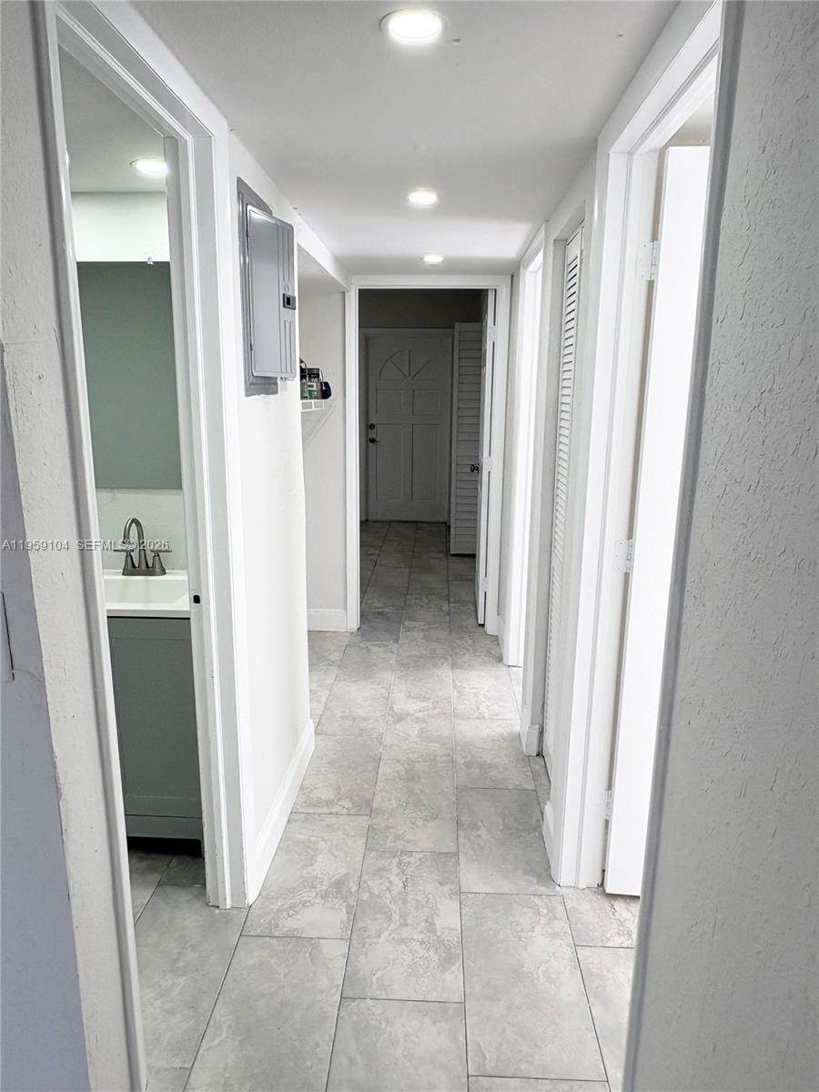 https://bt-photos.global.ssl.fastly.net/miami/orig_boomver_1_A11959104-2.jpg