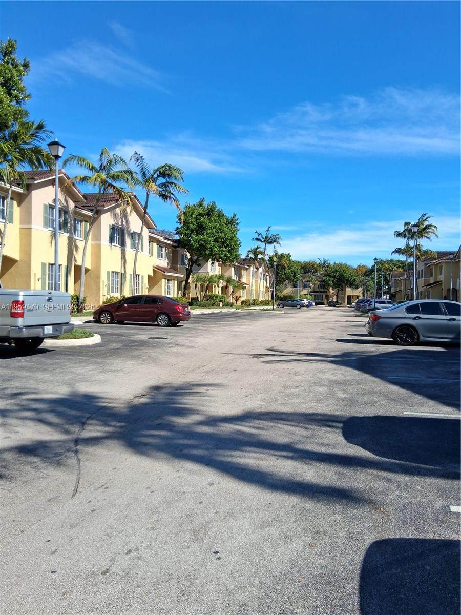 https://bt-photos.global.ssl.fastly.net/miami/orig_boomver_1_A11959470-2.jpg