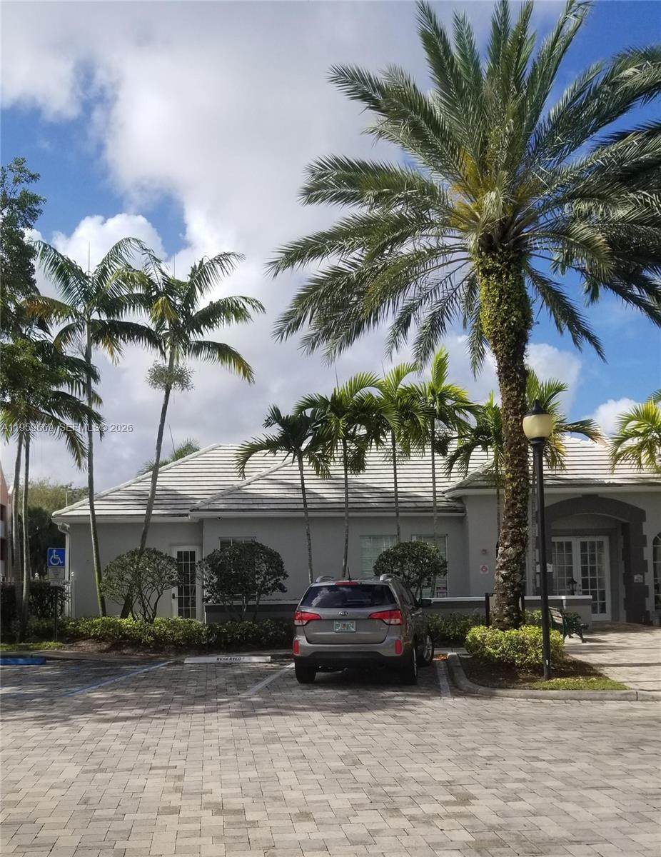 https://bt-photos.global.ssl.fastly.net/miami/orig_boomver_1_A11959669-2.jpg