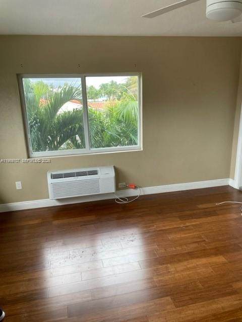 https://bt-photos.global.ssl.fastly.net/miami/orig_boomver_1_A11959707-2.jpg