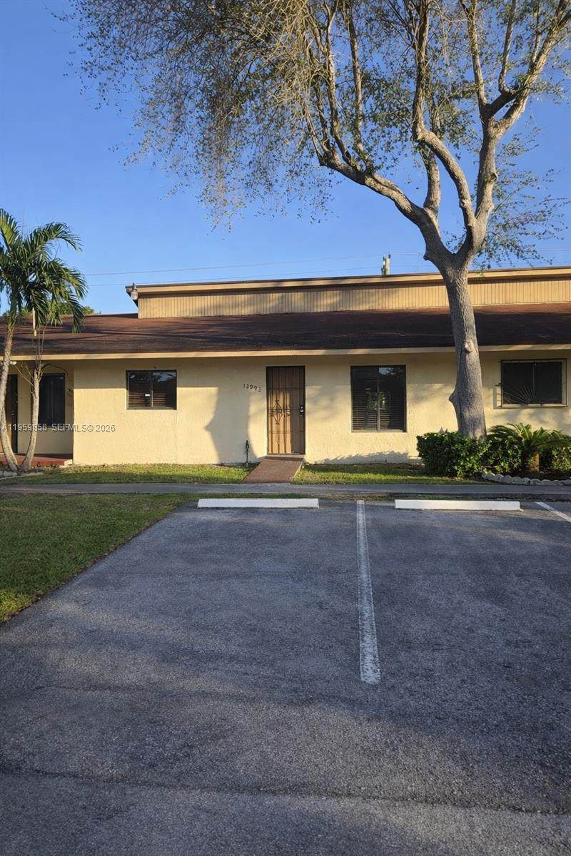 https://bt-photos.global.ssl.fastly.net/miami/orig_boomver_1_A11959858-2.jpg