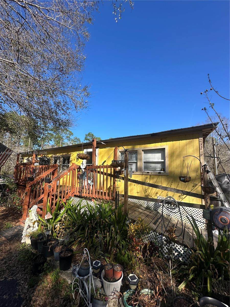 212 Ballard Rd - Photo 1