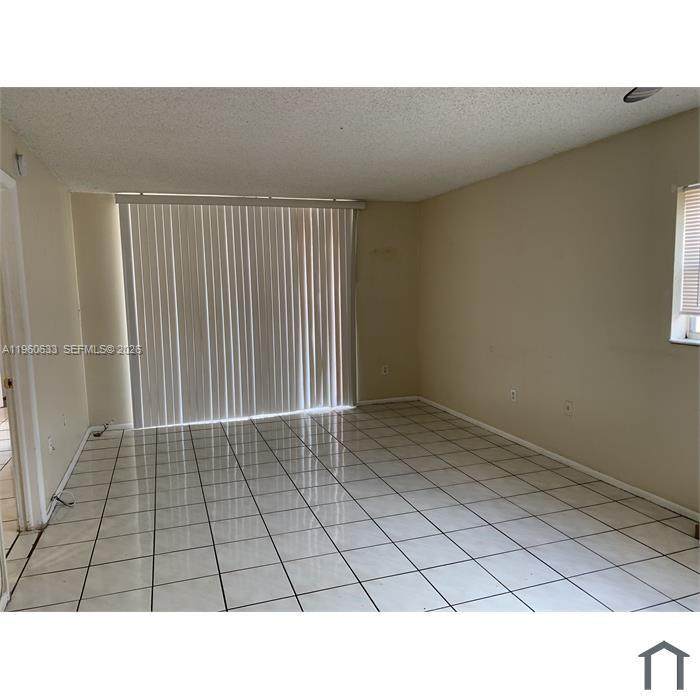 https://bt-photos.global.ssl.fastly.net/miami/orig_boomver_1_A11960633-2.jpg