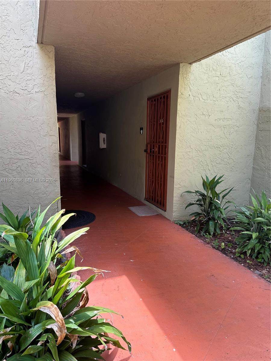 https://bt-photos.global.ssl.fastly.net/miami/1280_boomver_1_A11960836-2.jpg