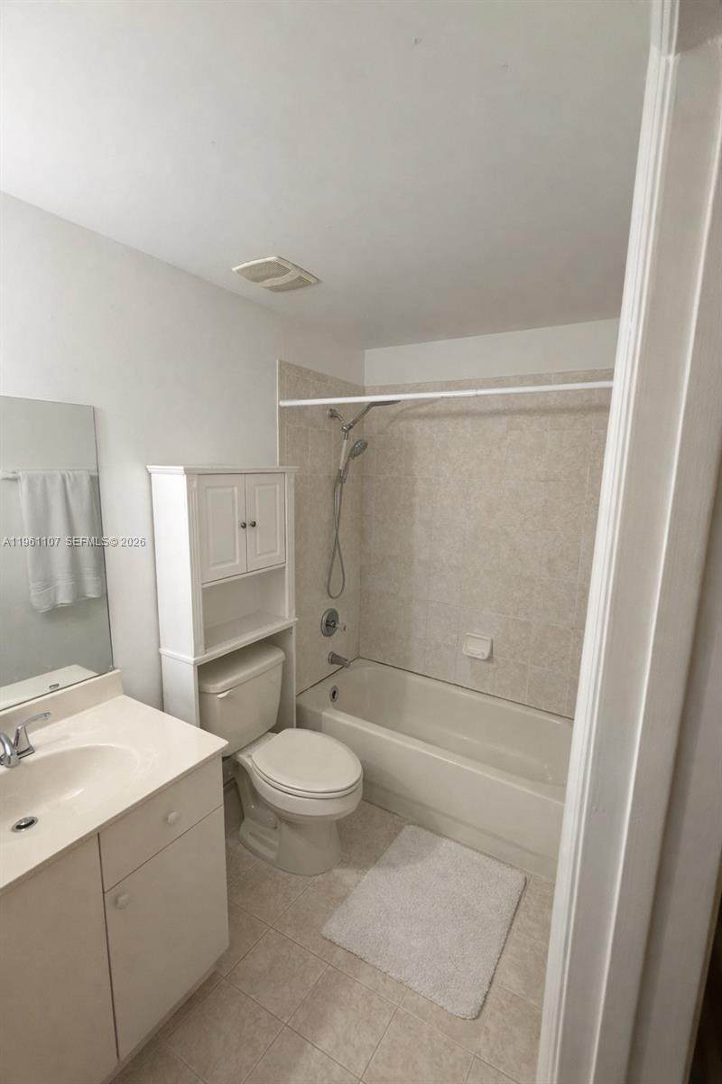 https://bt-photos.global.ssl.fastly.net/miami/1280_boomver_1_A11961107-2.jpg