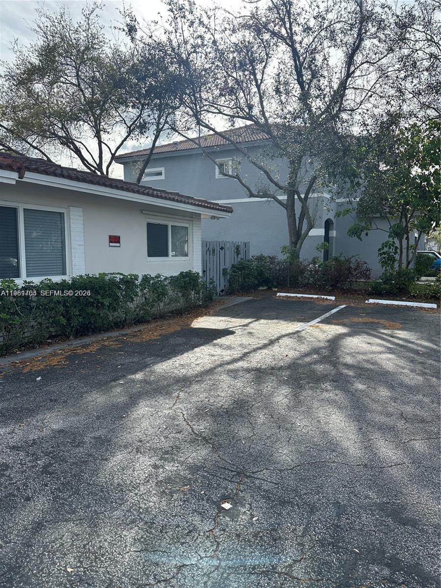 https://bt-photos.global.ssl.fastly.net/miami/orig_boomver_1_A11961704-2.jpg