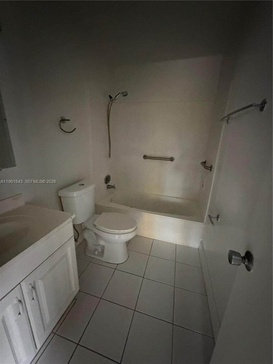https://bt-photos.global.ssl.fastly.net/miami/orig_boomver_1_A11961843-2.jpg