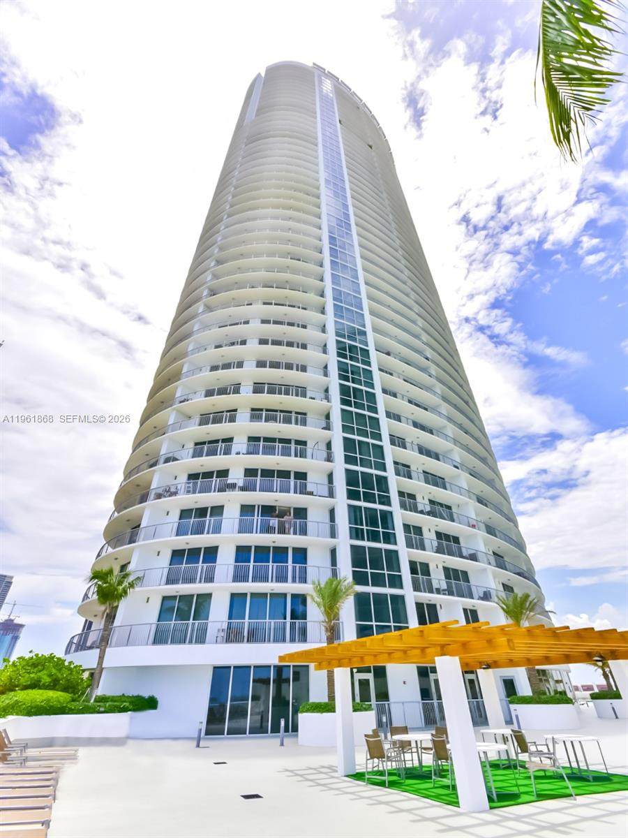 1750 Bayshore Dr - Photo 1